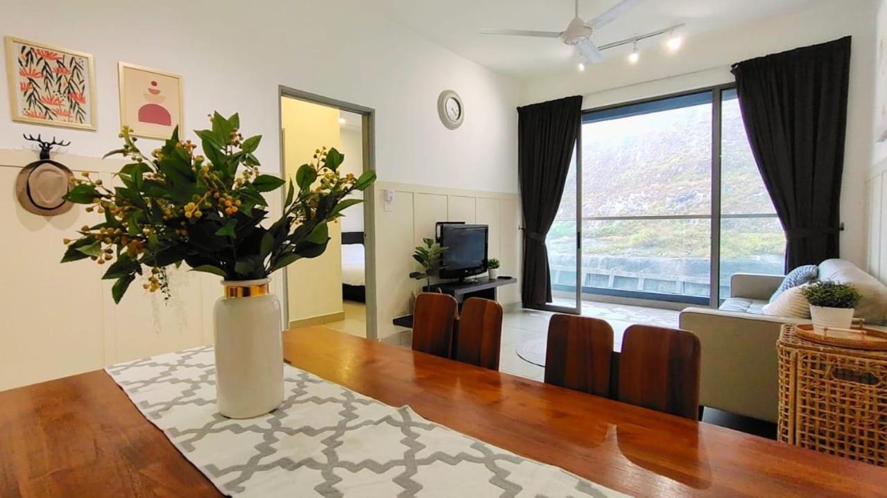 Cozy By Horizon Apartment